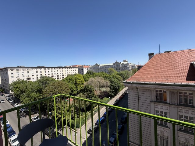 Kiadó téglalakás, albérlet, V. kerületben, Honvéd utcában