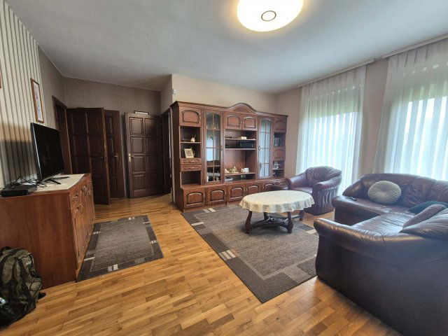 Eladó családi ház, Szigetváron 130 M Ft, 3 szobás