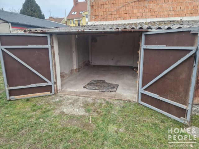 Eladó garázs, Szegeden 10.2 M Ft / költözzbe.hu