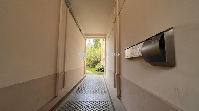 Eladó téglalakás, Szombathelyen 69 M Ft, 4 szobás