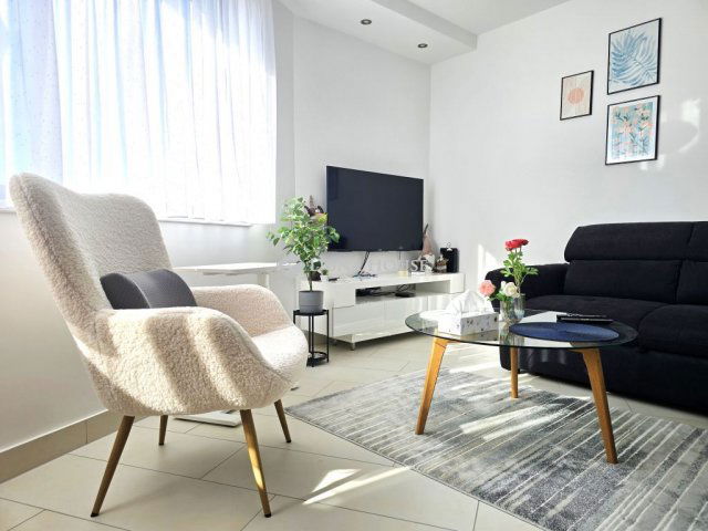 Eladó téglalakás, Pécsett 54.9 M Ft, 2 szobás