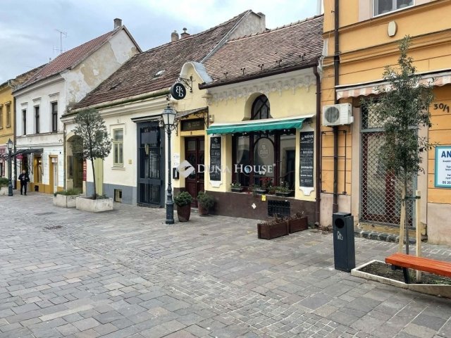Eladó üzlethelyiség, Pécsett 99 M Ft / költözzbe.hu