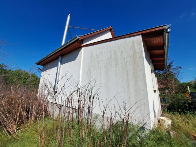 Eladó családi ház, Pilisen 18.5 M Ft, 2 szobás