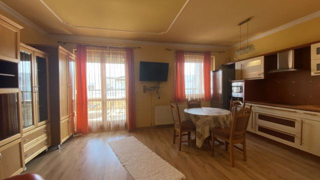 Kiadó téglalakás, albérlet, Debrecenben 450 E Ft / hó, 3 szobás