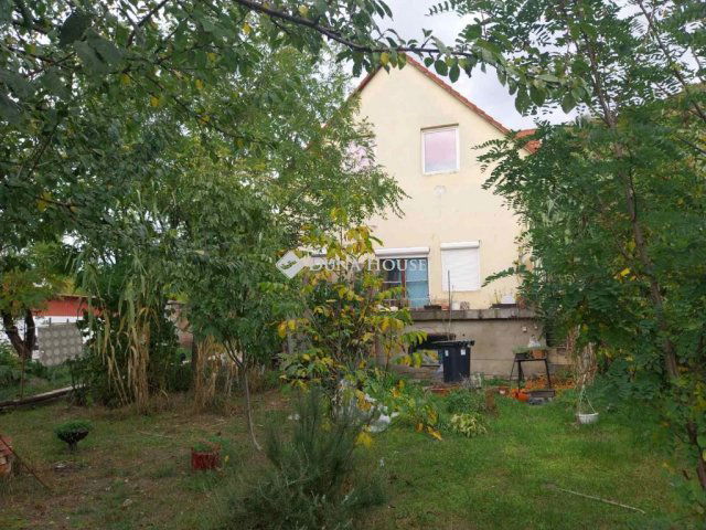 Eladó családi ház, Tatabányán, Kinizsi Pál utcában 41.8 M Ft