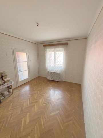 Eladó téglalakás, Kecskeméten 46 M Ft, 3 szobás