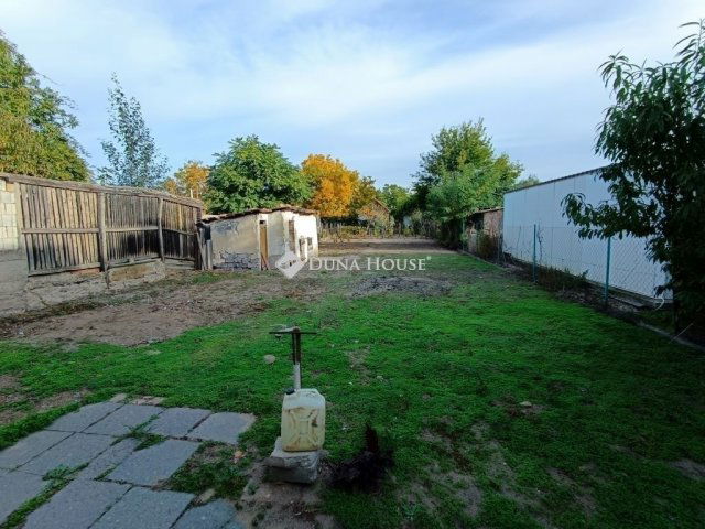 Eladó családi ház, Nagykátán 28.9 M Ft, 2 szobás