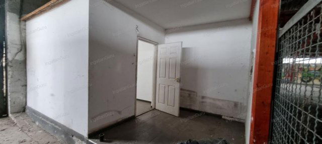 Kiadó ipari ingatlan, Albertirsán 1330 E Ft / hó