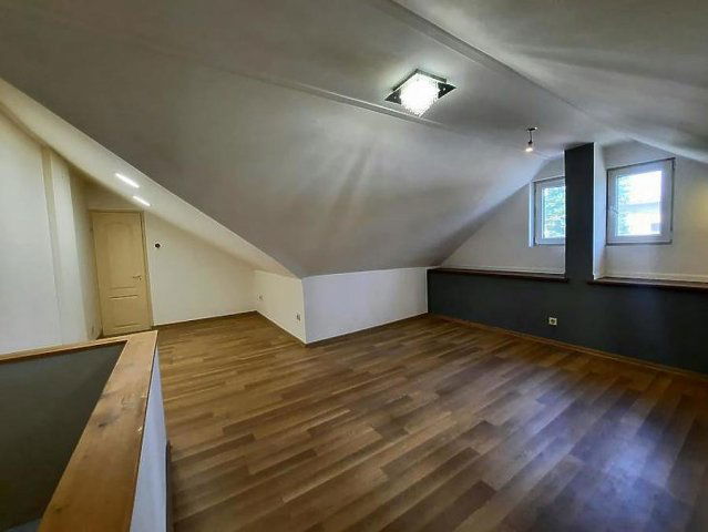 Eladó családi ház, Budapesten, XV. kerületben 55 M Ft, 2 szobás