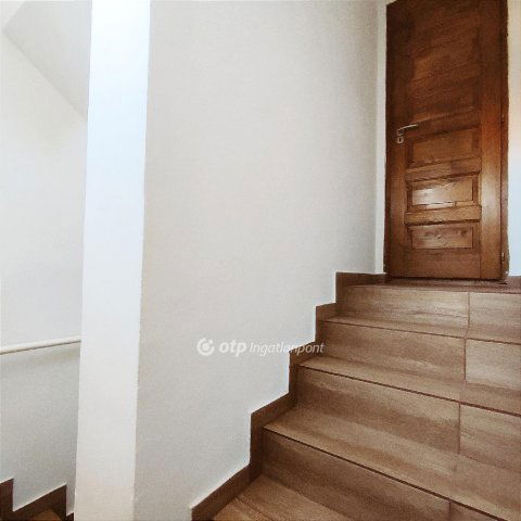 Eladó családi ház, Dédestapolcsányban 49.999 M Ft, 3 szobás