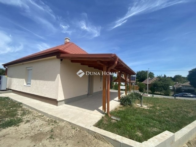 Eladó családi ház, Gombán 85 M Ft, 3 szobás