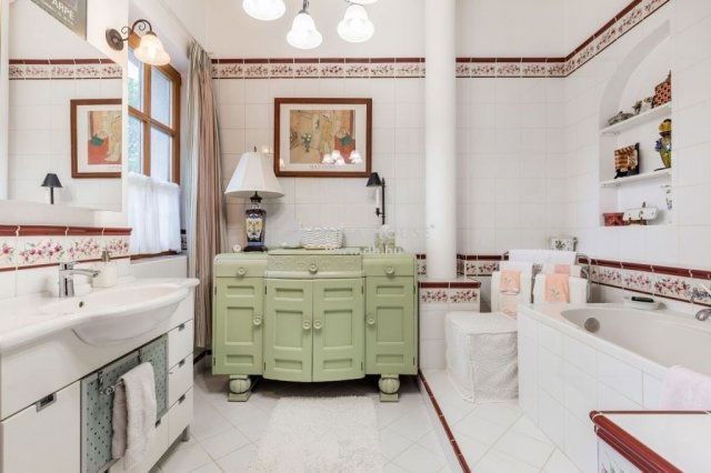 Eladó családi ház, Leányfaluban 285 M Ft, 5 szobás