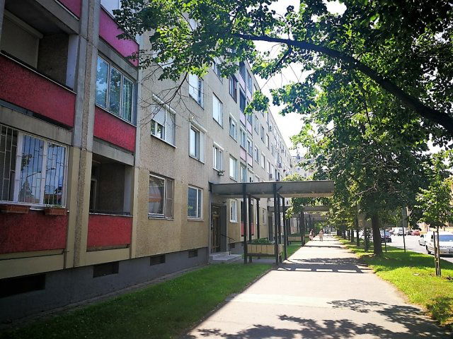 Eladó panellakás, Debrecenben, Klaipeda utcában 62.8 M Ft