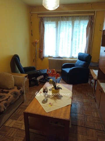 Eladó családi ház, Kerecsenden 24.9 M Ft, 3 szobás