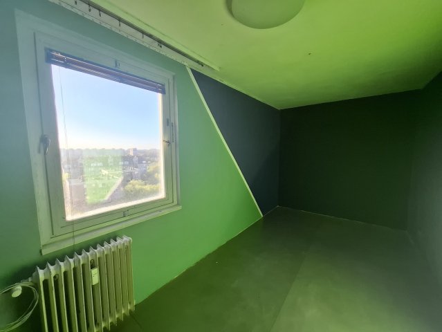 Eladó panellakás, Debrecenben 43.9 M Ft, 2+1 szobás