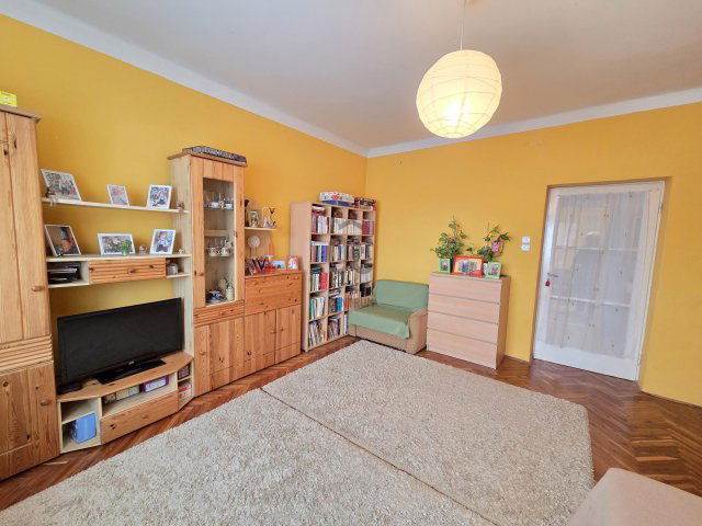 Eladó családi ház, Cegléden 49.9 M Ft, 3 szobás