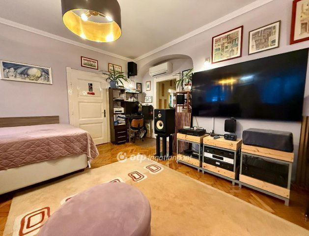 Eladó téglalakás, Debrecenben 69.9 M Ft, 2 szobás