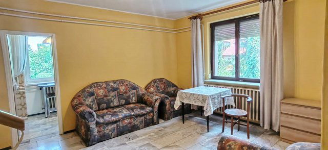 Kiadó téglalakás, albérlet, Debrecenben 250 E Ft / hó, 3 szobás