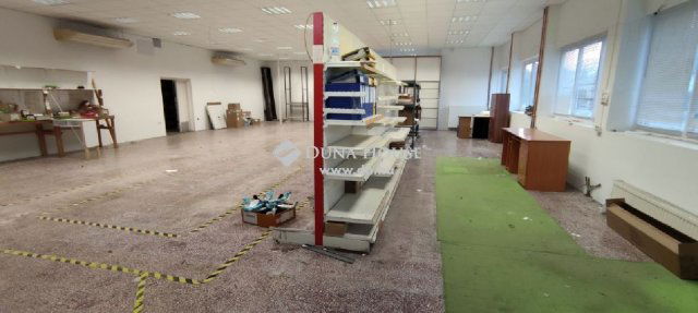 Eladó üzlethelyiség, Szombathelyen 189 M Ft