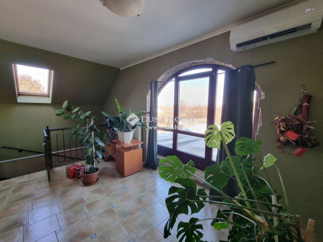Eladó családi ház, Tökölön 94.9 M Ft, 4 szobás