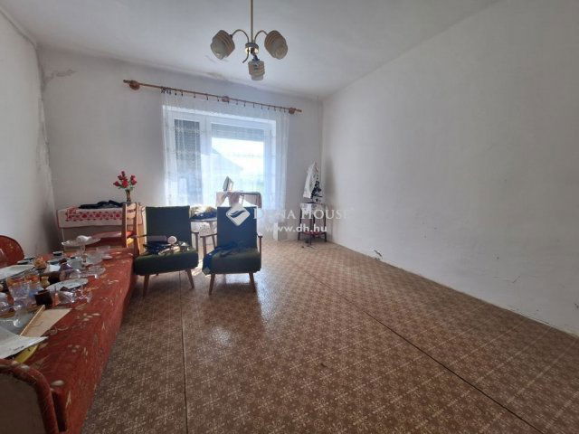Eladó családi ház, Jákfán 14.4 M Ft, 3 szobás