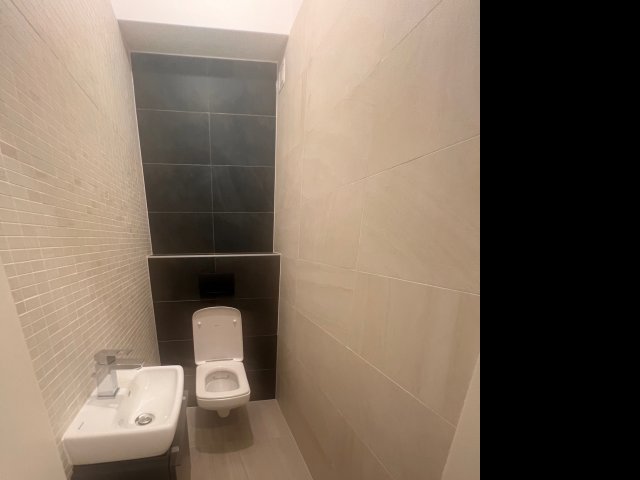 Eladó téglalakás, Budapesten, III. kerületben 170 M Ft, 3 szobás