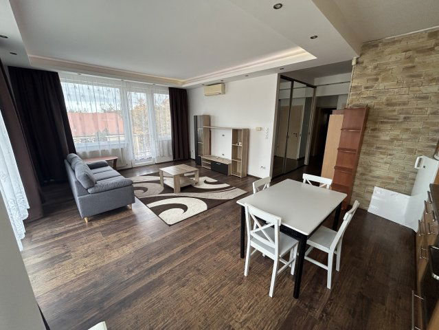 Kiadó téglalakás, albérlet, Debrecenben 300 E Ft / hó, 3 szobás