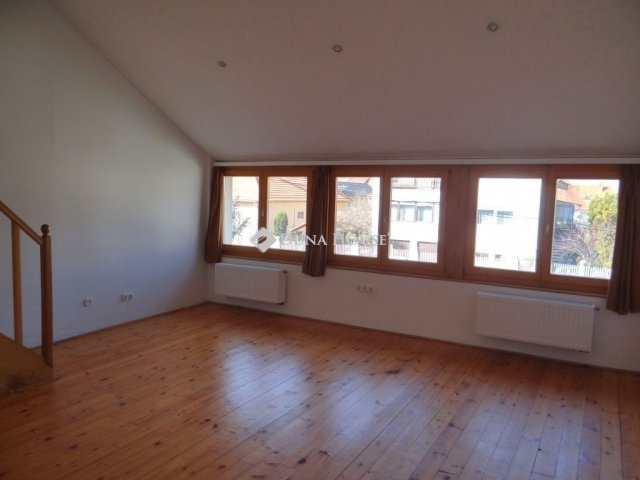 Eladó családi ház, Budapesten, XVIII. kerületben 160 M Ft