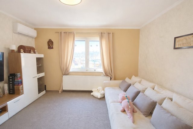 Eladó családi ház, Püspökszilágyin 149.9 M Ft, 4 szobás