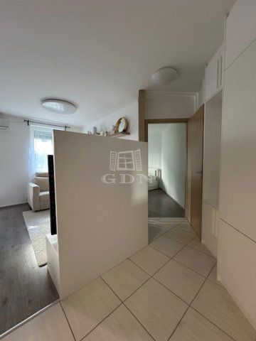 Eladó téglalakás, Budapesten, XIV. kerületben 72.1 M Ft