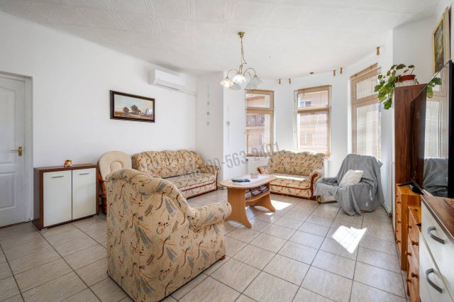 Eladó családi ház, Sárisápon 59.9 M Ft, 4 szobás