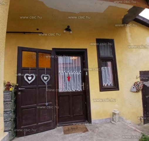 Eladó családi ház, Pilisborosjenőn 89.9 M Ft, 3 szobás