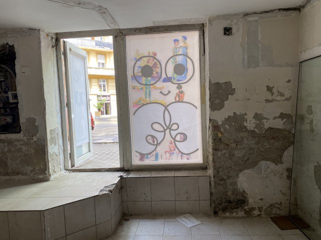 Kiadó üzlethelyiség, Budapesten, XII. kerületben, Ugocsa utcában
