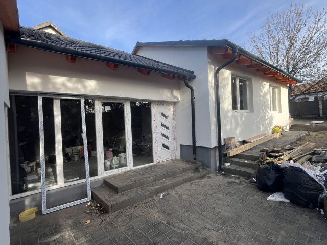 Eladó családi ház, Gödöllőn 104.89 M Ft, 4 szobás