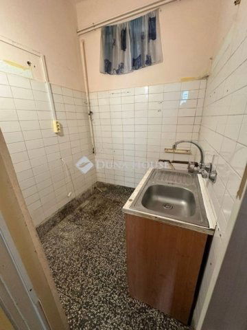 Eladó családi ház, Szentmártonkátán 32.9 M Ft, 2 szobás