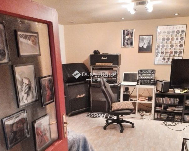 Eladó családi ház, Visegrádon 110 M Ft, 5 szobás