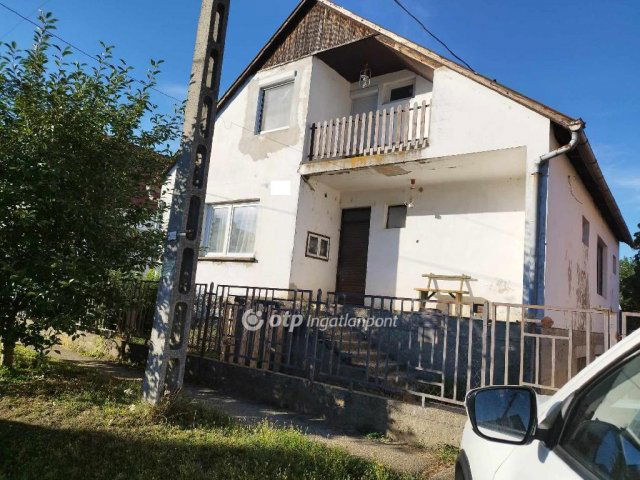 Eladó családi ház, Decsen 26.99 M Ft, 5 szobás