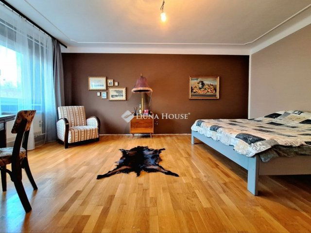 Eladó téglalakás, Győrött 51.9 M Ft, 2 szobás