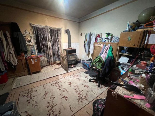Eladó családi ház, Cegléden 19 M Ft, 3+1 szobás