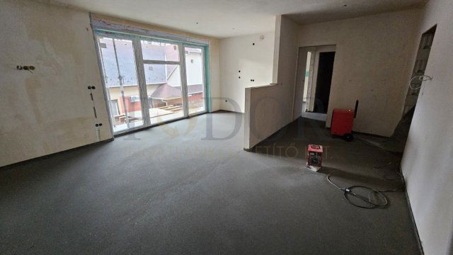 Eladó téglalakás, Budapesten, XVIII. kerületben 93.9 M Ft