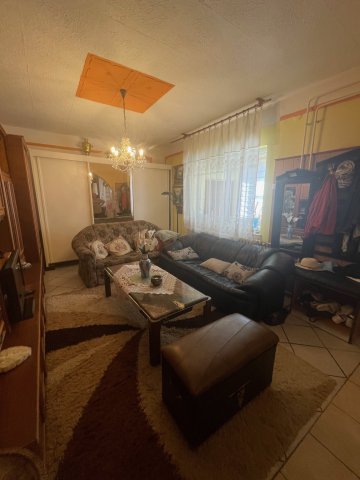 Eladó családi ház, Sényőn 59.9 M Ft, 3 szobás