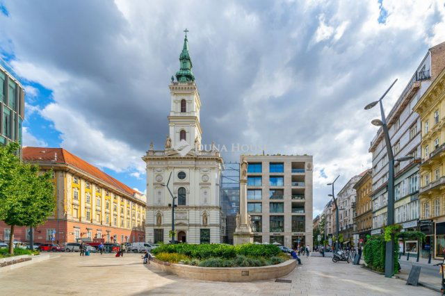 Kiadó téglalakás, albérlet, Budapesten, V. kerületben, 3 szobás