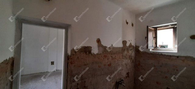 Eladó családi ház, Zalabaksán 18 M Ft, 4 szobás