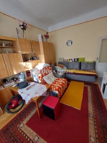 Eladó családi ház, Baján 14.9 M Ft, 1 szobás