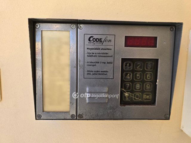 Eladó téglalakás, Pápán 34.49 M Ft, 1+1 szobás