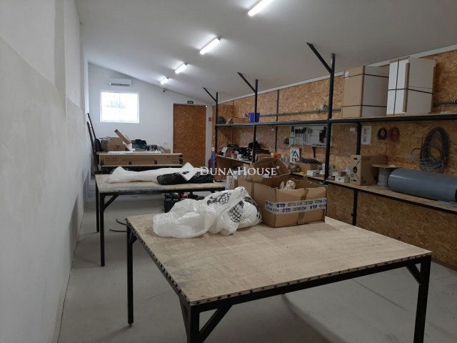 Kiadó ipari ingatlan, Kecskeméten 445 E Ft / hó