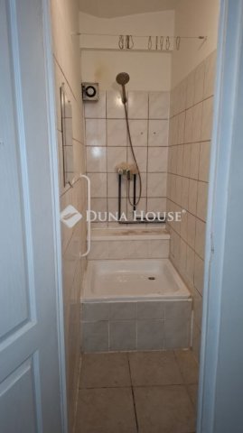 Eladó üzlethelyiség, Budapesten, VII. kerületben 34.9 M Ft