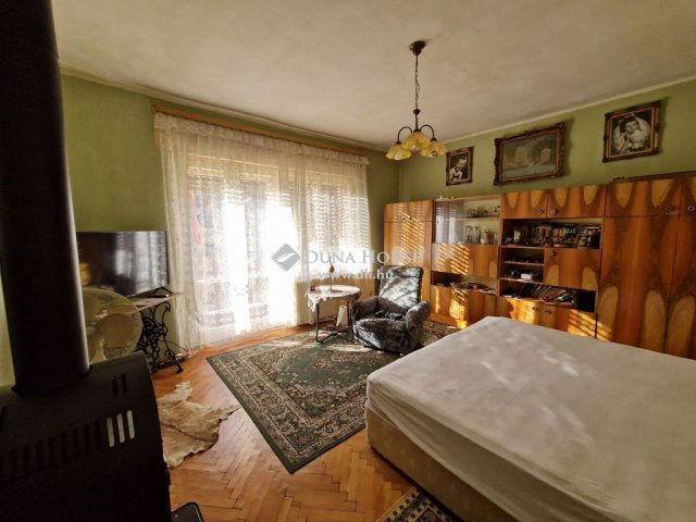 Eladó családi ház, Orfűn 99.5 M Ft, 4 szobás