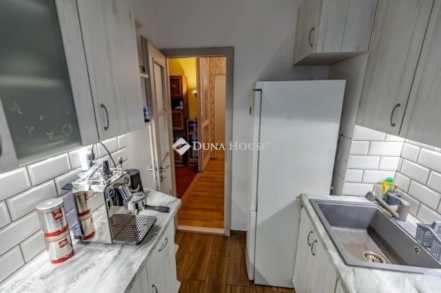 Eladó panellakás, Budapesten, XI. kerületben 96 M Ft, 4 szobás