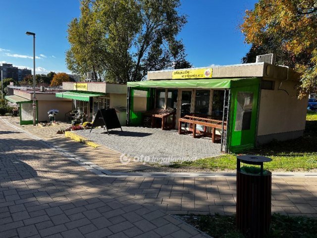 Eladó üzlethelyiség, Budapesten, XXII. kerületben 11 M Ft